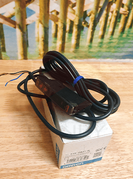 Fiber Optic Sensor Amplifier OMRON E3X-DA-N