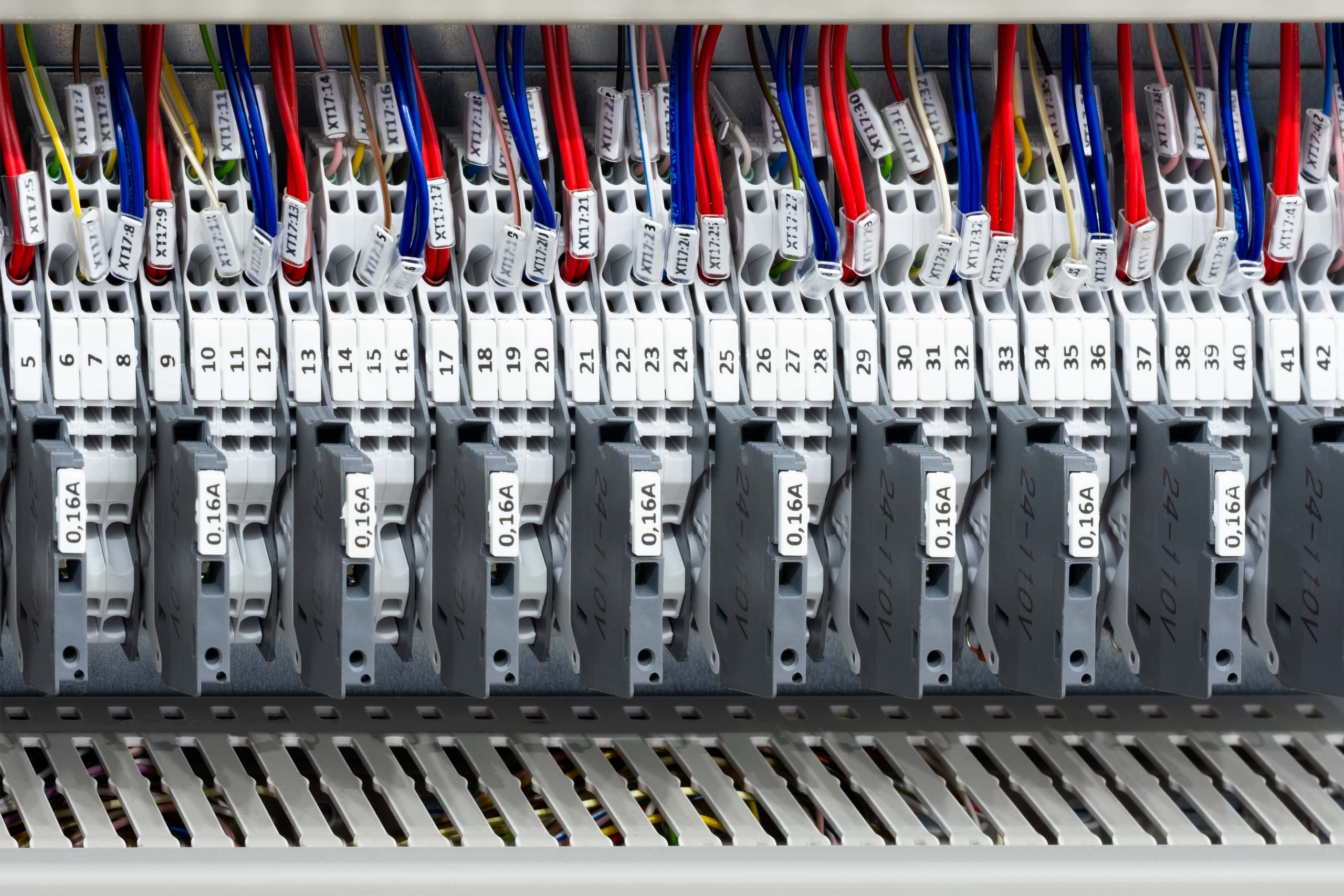 Công C�?Và Phần Mềm Hữu Ích Cho Lập Trình Và Quản Lý PLC