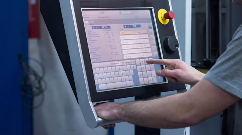 Ứng Dụng Của Màn Hình HMI Trong Công Nghiệp