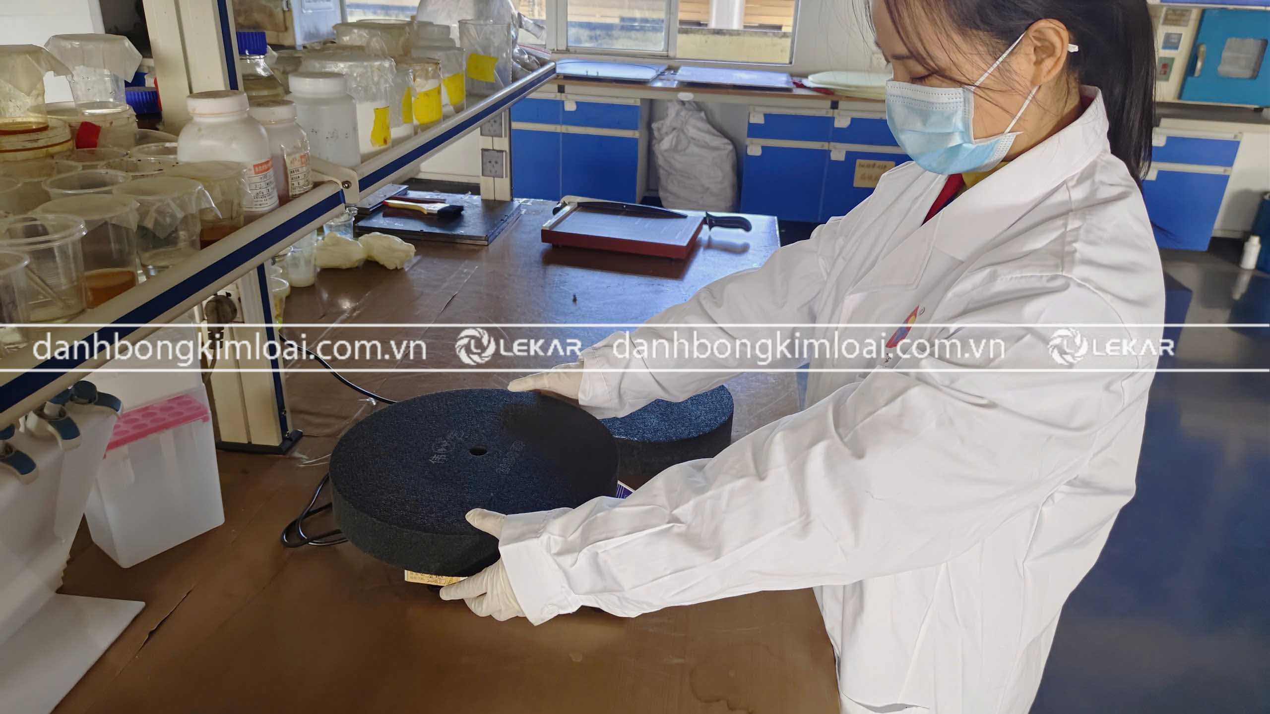 LEKAR – Đơn vị cung cấp bánh nỉ và giải pháp xử lý bề mặt uy tín LEKAR – Đơn vị cung cấp bánh nỉ và giải pháp xử lý bề mặt uy tín